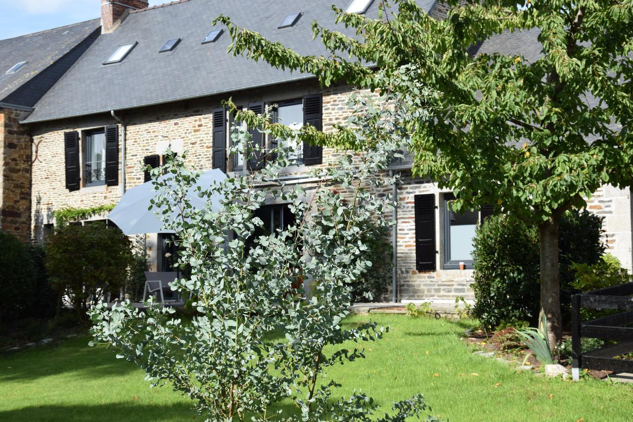 Mont B&B Pontorson Eksteriør billede