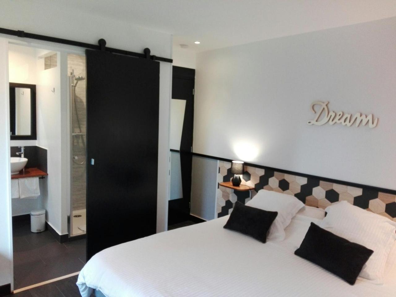 Mont B&B Pontorson Eksteriør billede